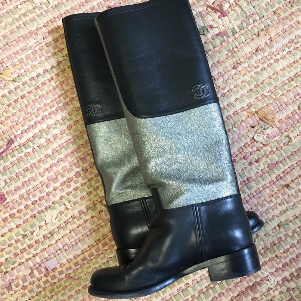Chanel boots - Picture 1 of 5